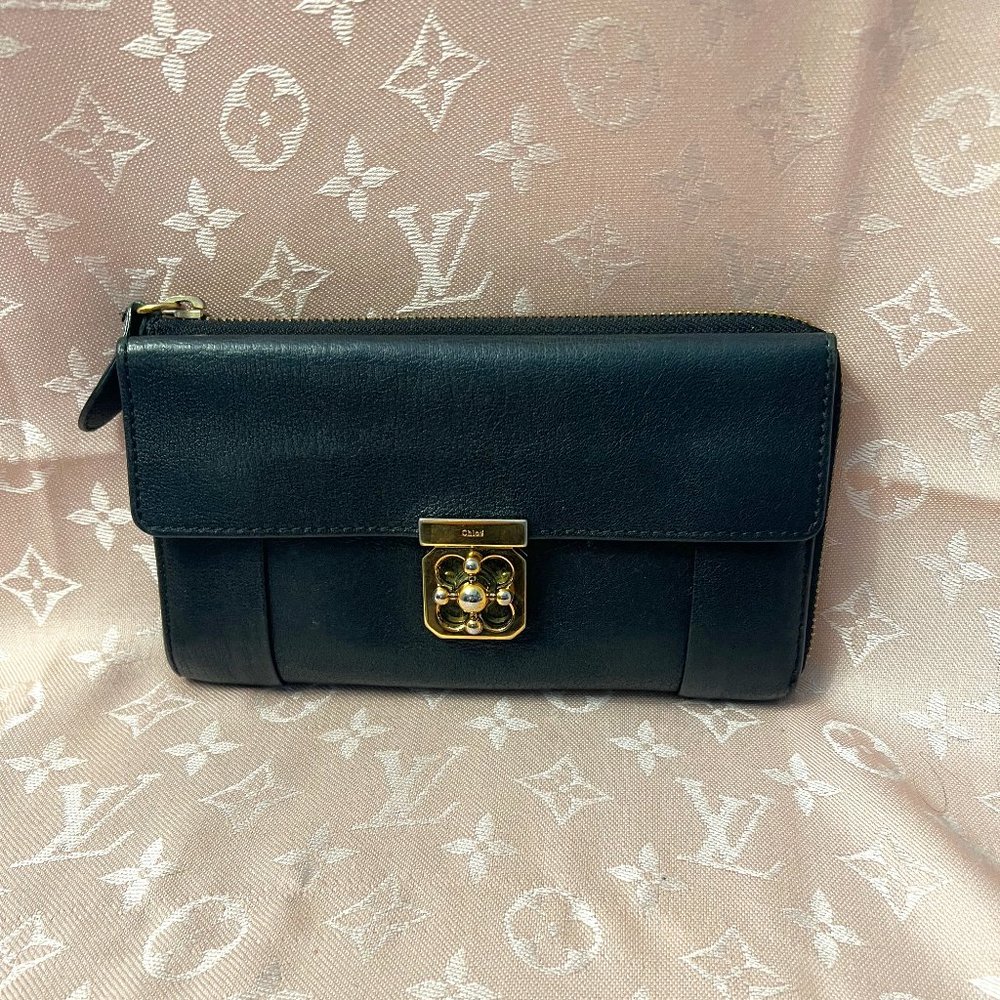 CHLOE Elsie Long Black Leather Wallet with Gold Tone Hardware - Picture 1 of 12